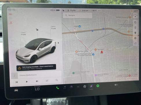 Used 2021 Tesla Model Y Long Range image 15