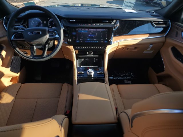 New 2027 Jeep Grand Cherokee Summit AWD/4WD image 15