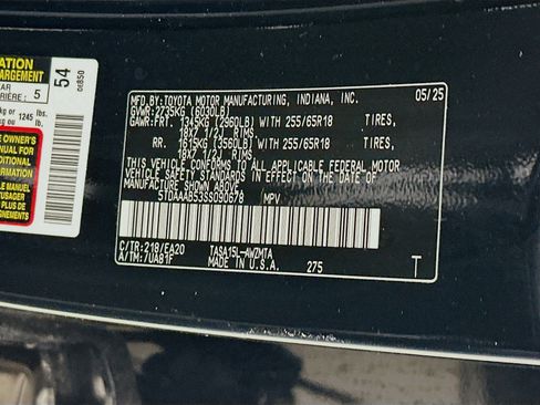 Used 2025 Toyota Grand Highlander AWD image 12