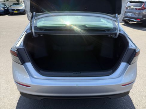 New 2025 Honda Accord SE image 17