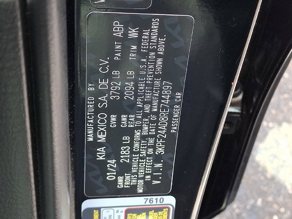 Used 2024 Kia Forte LXS w/ LXS Technology Package FWD image 29