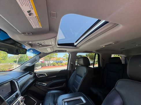 Used 2018 GMC Yukon Denali AWD/4WD image 8