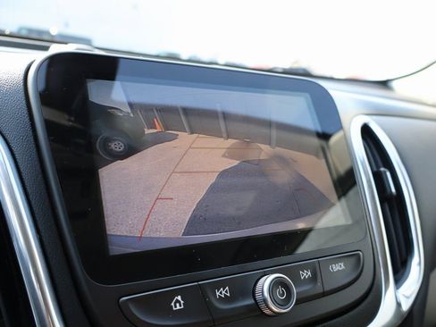 Used 2018 Chevrolet Equinox LT w/ Sun & Infotainment Package image 35