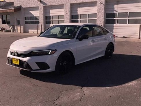 Used 2024 Honda Civic Sport image 5