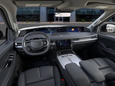 New 2025 Lincoln Navigator Reserve image 9