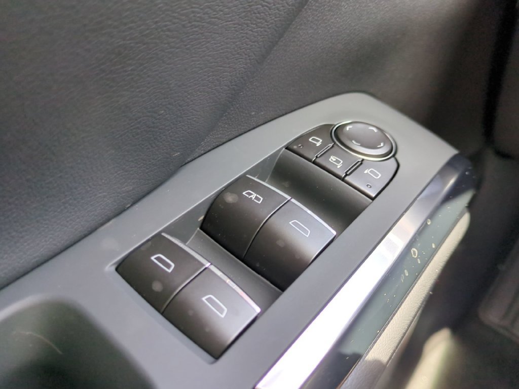 New 2026 Chevrolet Traverse RS FWD image 24