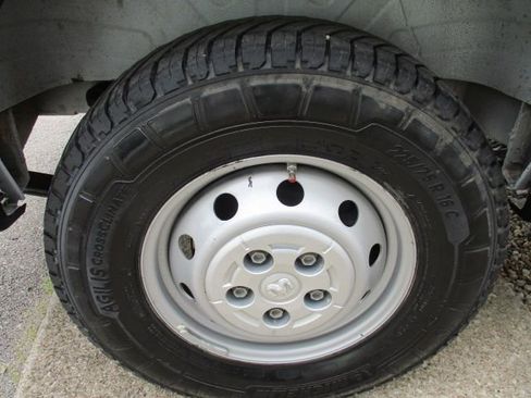 Used 2023 RAM ProMaster 2500 FWD image 24