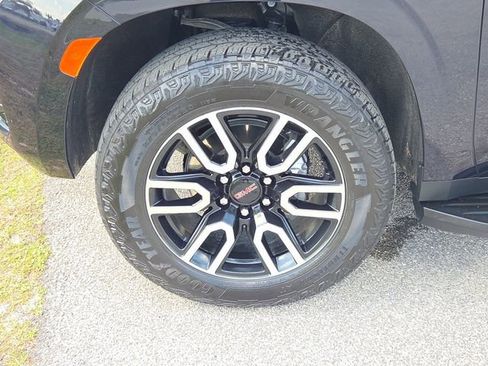 Used 2024 GMC Yukon AT4 w/ Max Trailering Package AWD/4WD image 6