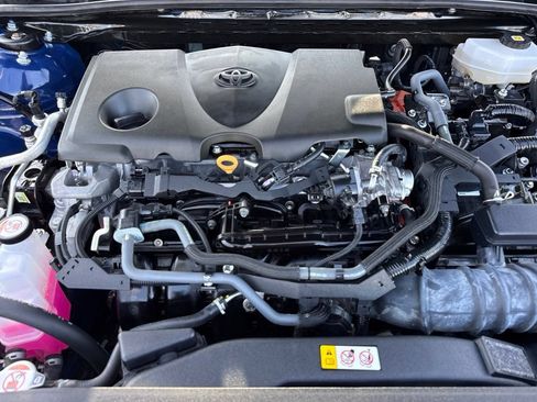 Used 2025 Toyota Camry SE FWD image 32