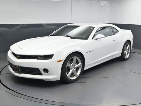 Used 2015 Chevrolet Camaro LT w/ RS Package RWD image 3