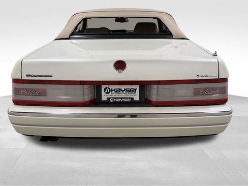 Used 1993 Cadillac Allante FWD image 4
