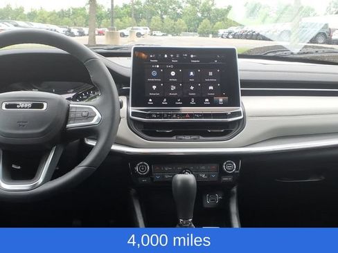 Used 2024 Jeep Compass Limited AWD/4WD image 11