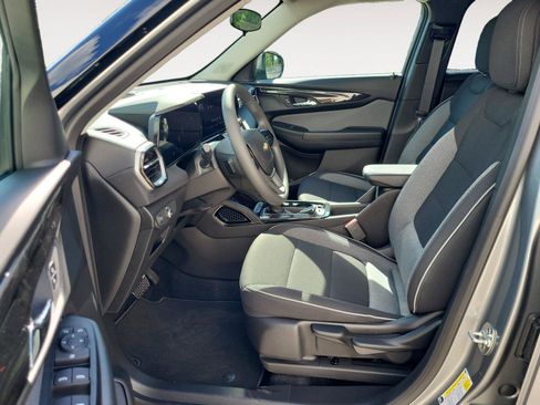 Used 2026 Chevrolet TrailBlazer LT FWD image 10
