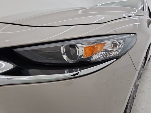 Used 2024 MAZDA MAZDA3 s FWD image 39