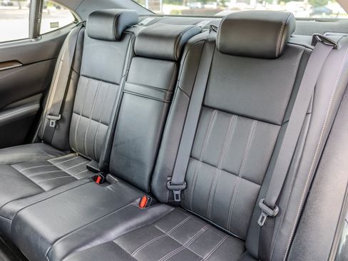 Used 2018 Lexus ES 350 w/ Ultra Luxury Package FWD image 28