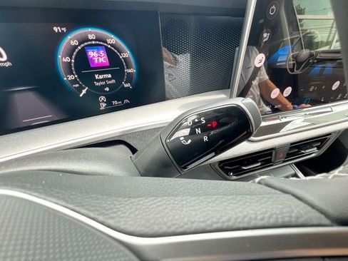 New 2025 Volkswagen Tiguan S image 19