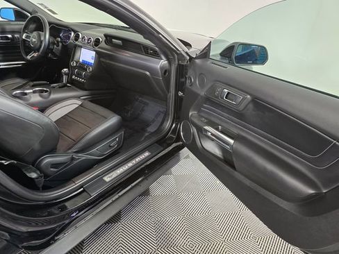 Used 2022 Ford Mustang GT Premium w/ GT Performance Package RWD image 12