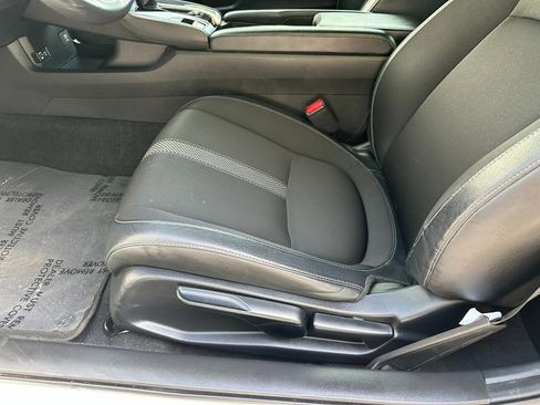 Used 2020 Honda Civic Sport image 25