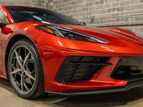 Used 2023 Chevrolet Corvette Stingray Coupe w/ Z51 Performance Package image 21