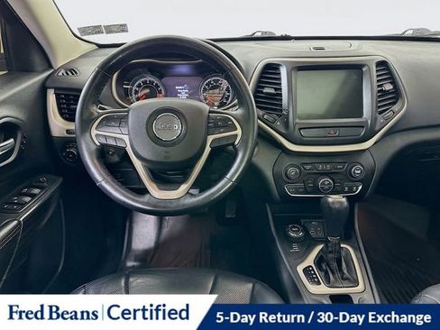 Used 2015 Jeep Cherokee Limited w/ Luxury Group image 25