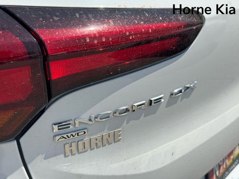Used 2022 Buick Encore GX Preferred w/ Sport Touring Package AWD/4WD image 30