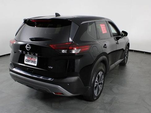 Certified 2023 Nissan Rogue SV FWD image 16