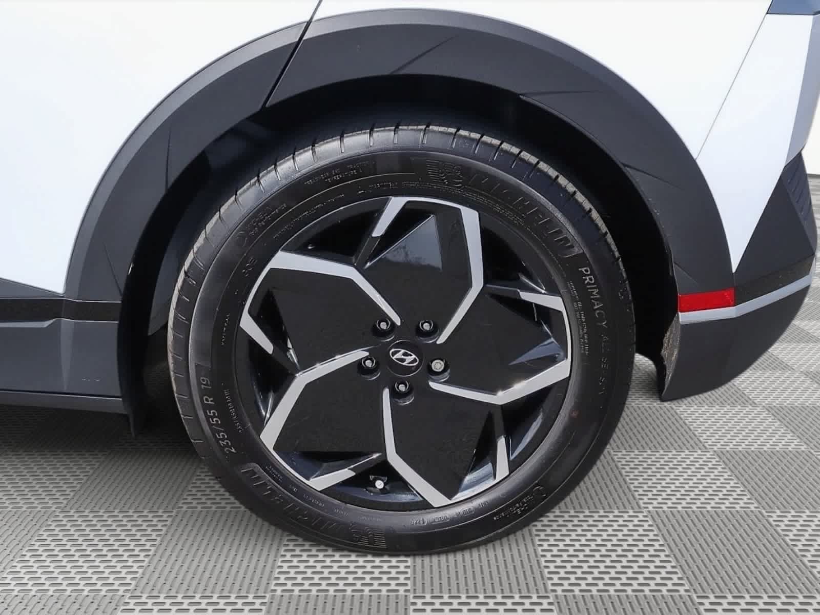 Used 2024 Hyundai Ioniq 5 SEL RWD image 13