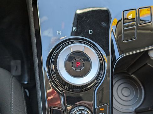 Used 2024 Kia Sportage LX image 23