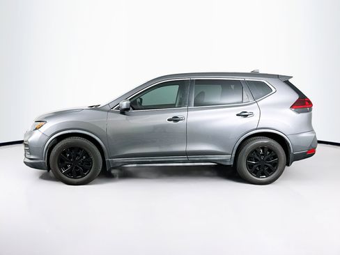Used 2018 Nissan Rogue S FWD image 4