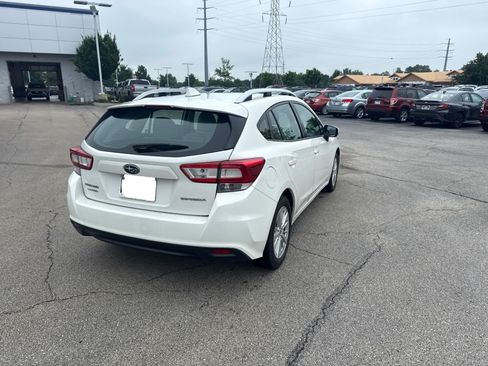 Used 2018 Subaru Impreza 2.0i Premium AWD/4WD image 16