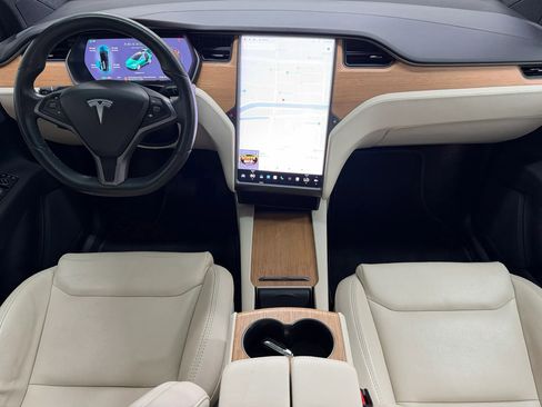 Used 2020 Tesla Model X AWD/4WD image 3