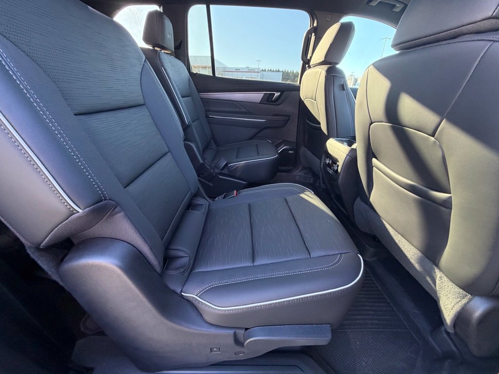 Used 2026 Buick Enclave Sport Touring w/ Power Package AWD/4WD image 45