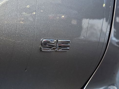 Used 2022 Mitsubishi Outlander SE image 34