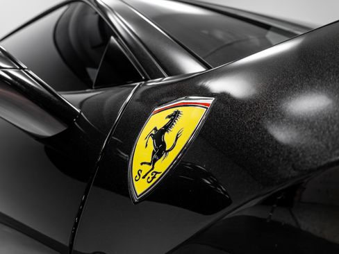 Used 2018 Ferrari 488 GTB image 43