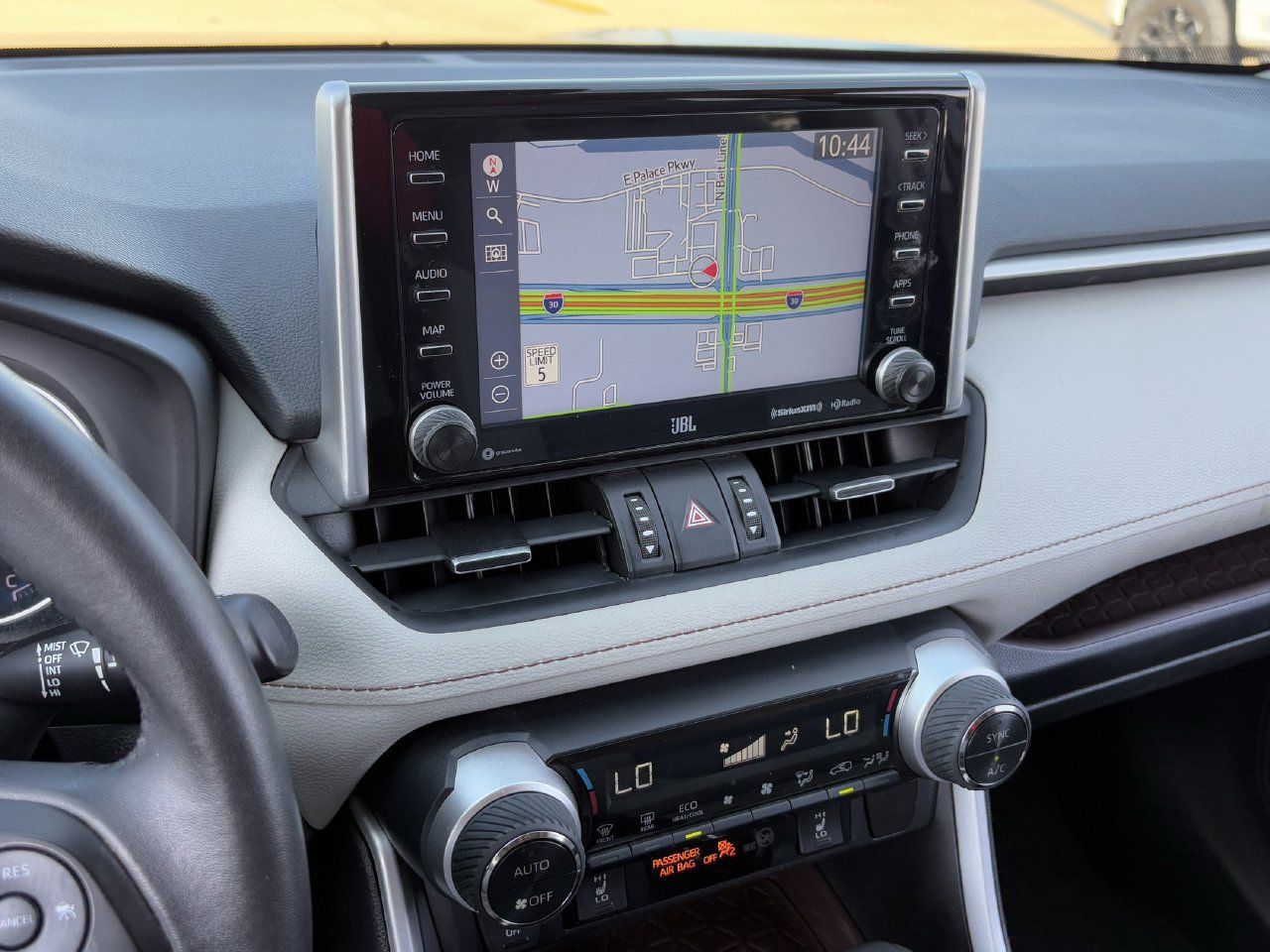 Used 2021 Toyota RAV4 Limited AWD/4WD image 20
