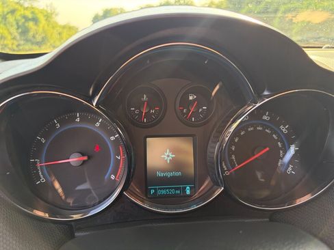 Used 2012 Chevrolet Cruze LT w/ All-Star Edition FWD image 12
