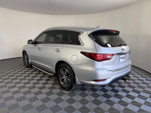 Used 2018 INFINITI QX60 FWD w/ Premium Plus Package image 3