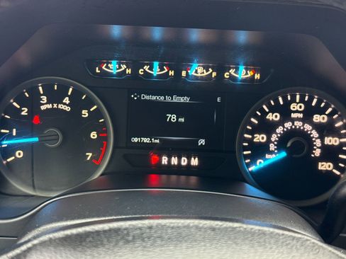 Used 2018 Ford F150 XLT w/ Equipment Group 302A Luxury AWD/4WD image 25