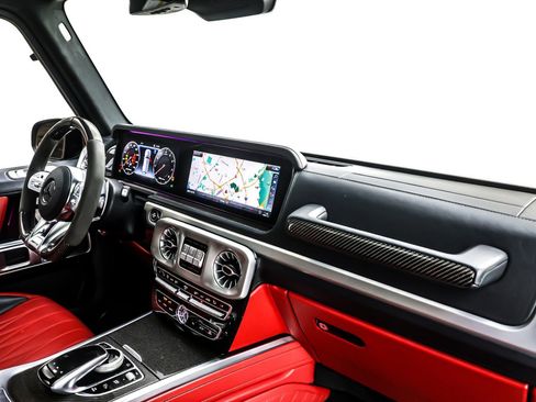 Certified 2021 Mercedes-Benz G 63 AMG 4MATIC image 17