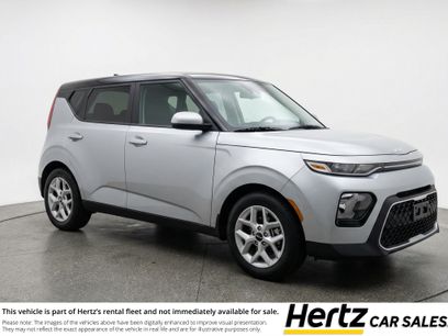 Used 2025 Kia Soul LX w/ LX Technology Package