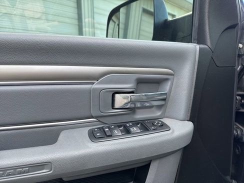 Used 2019 RAM 1500 Big Horn image 27