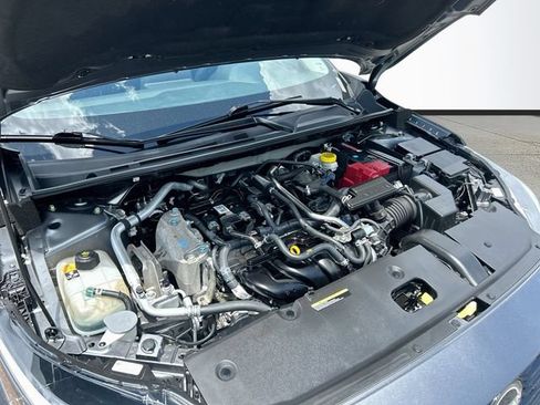 Certified 2024 Nissan Sentra SV FWD image 27