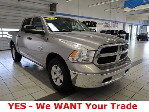 Used 2023 RAM 1500 Classic SLT w/ Trailer & Traction Group image 17
