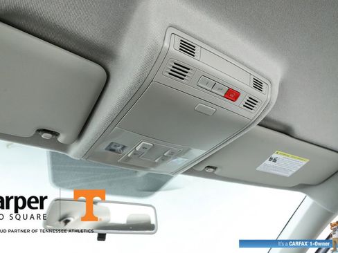 Used 2022 Volkswagen Tiguan S image 26