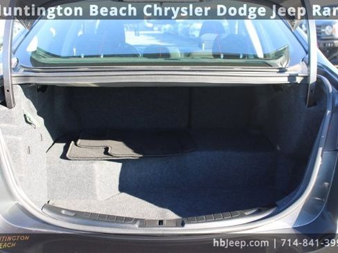 Used 2020 Ford Fusion SE image 38