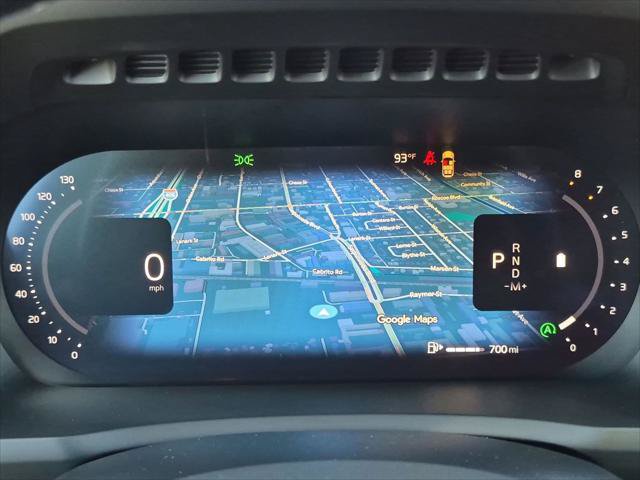Certified 2026 Volvo XC90 B6 Plus AWD/4WD image 16