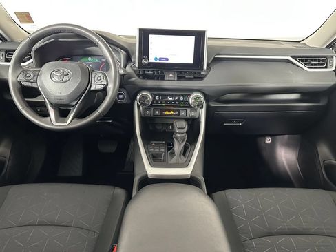 Used 2025 Toyota RAV4 XLE w/ Convenience Package AWD/4WD image 10