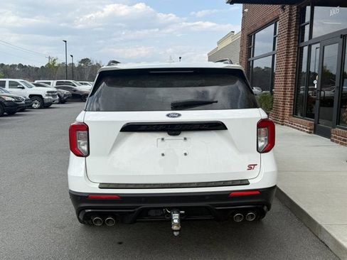 Used 2020 Ford Explorer ST w/ ST Street Pack image 5