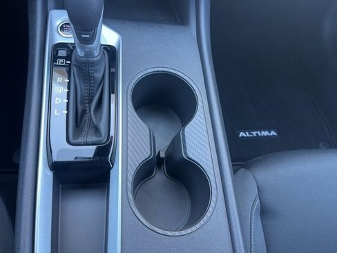 New 2025 Nissan Altima 2.5 S image 32