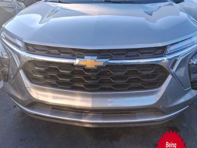 Used 2025 Chevrolet Trax LT